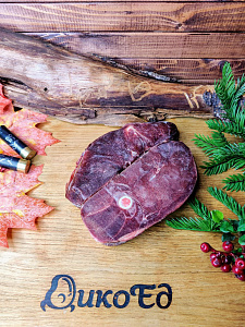 Превью Стейк из окорока косули на кости
